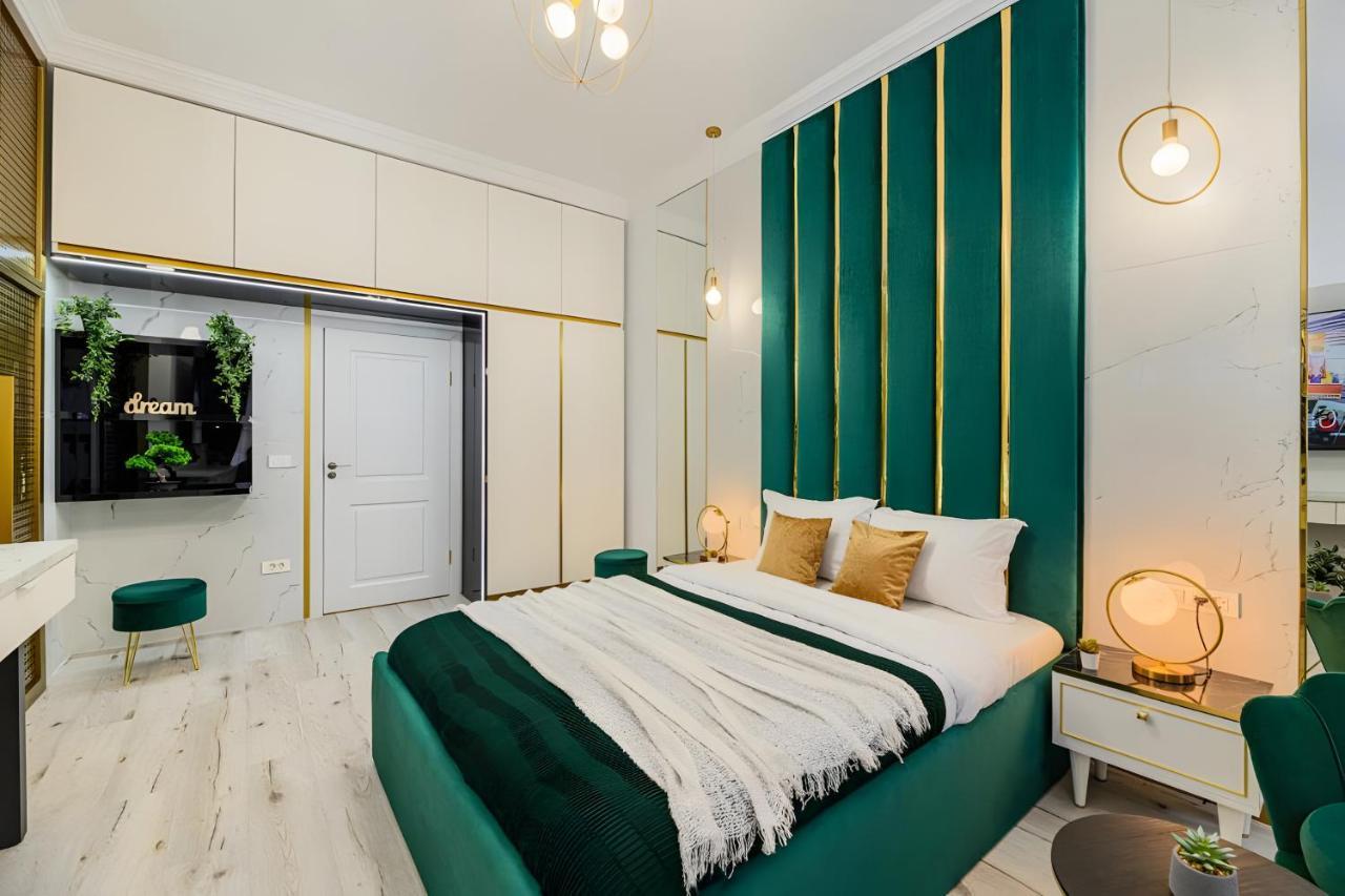 Golden Greens Studio - Mountain Scenery Brasov Exterior photo